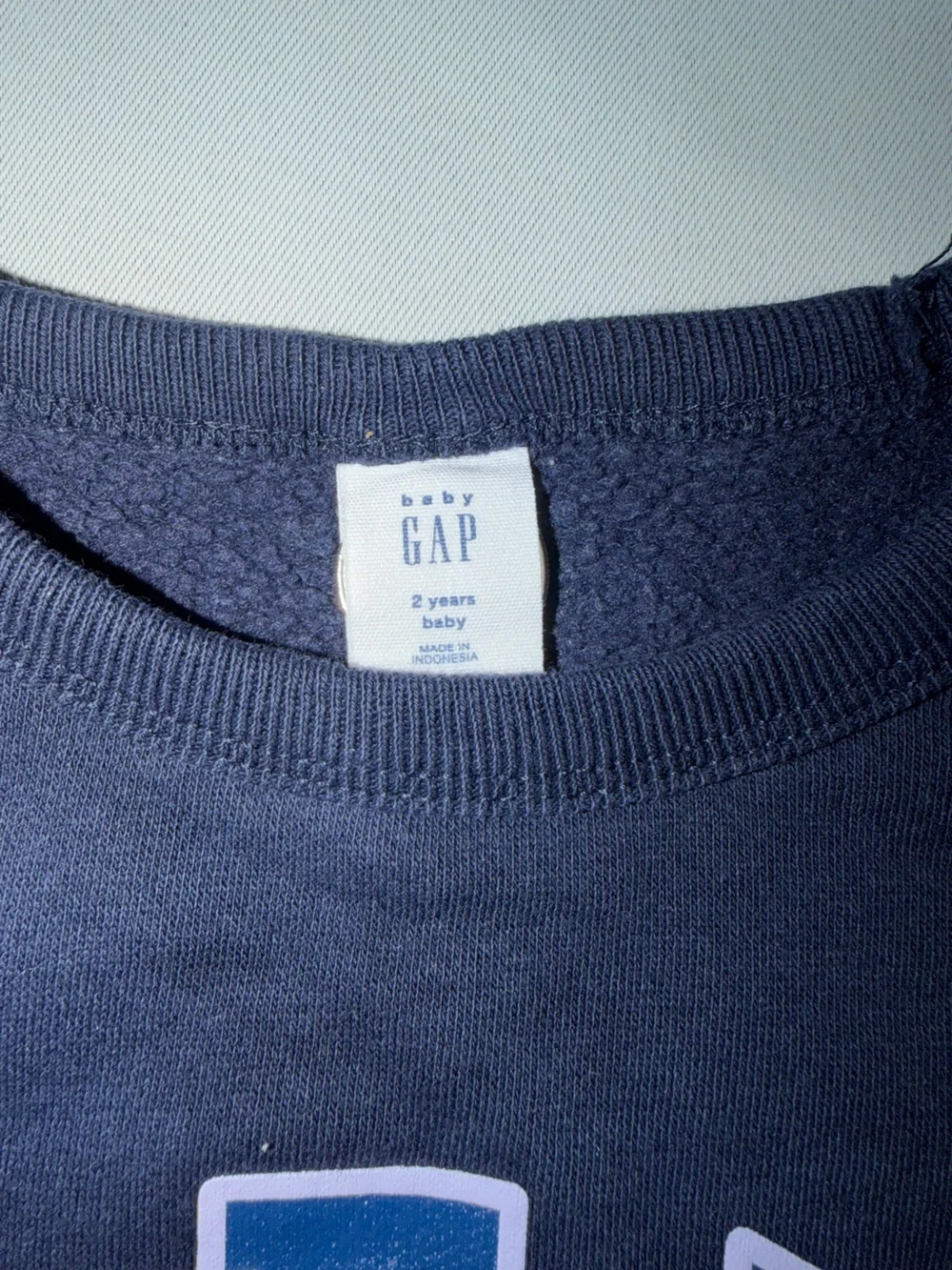 GAP toddler girl Navy Crewneck Sweatshirt with Lilac Logo
